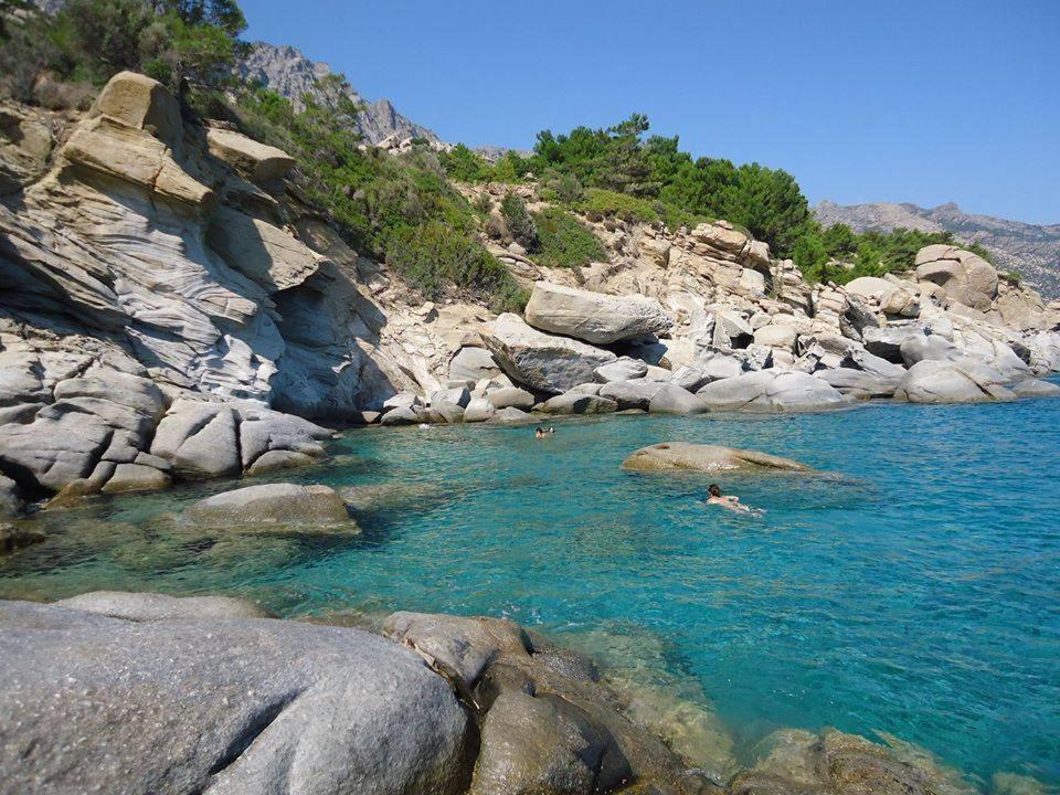Ικαριων Γη Villa Manganitis Bagian luar foto